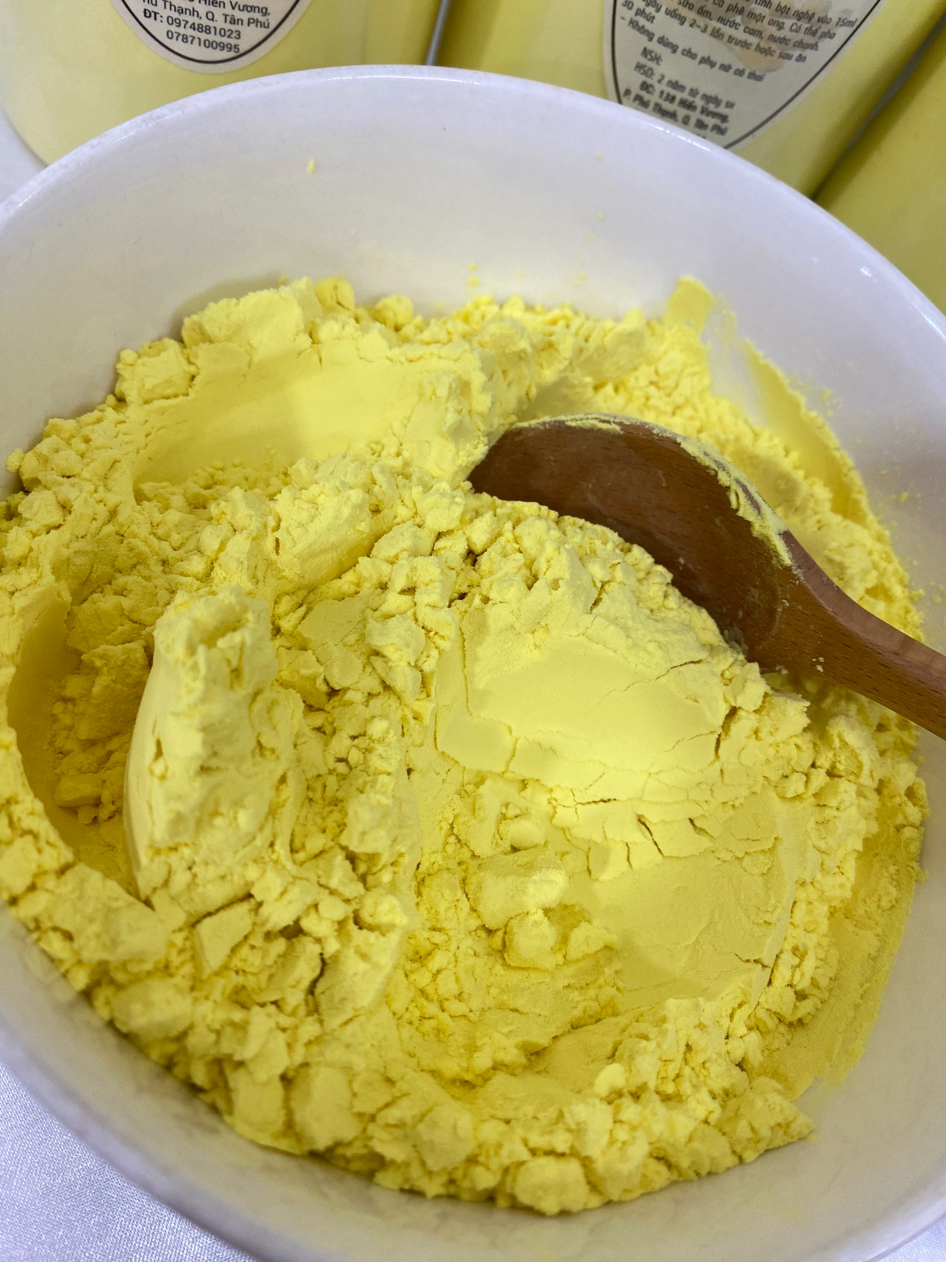 Tinh bột nghệ vàng nguyên chất 100% 4 Z3940826344249_86833c304ae179e195e65c0bf08900c4
